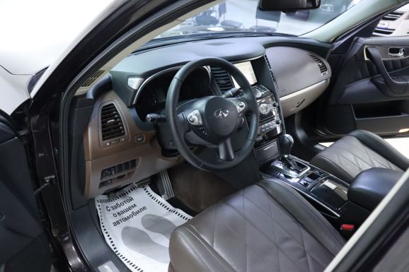 Infiniti FX, 3.5 л, АТ, 2011 фото 11