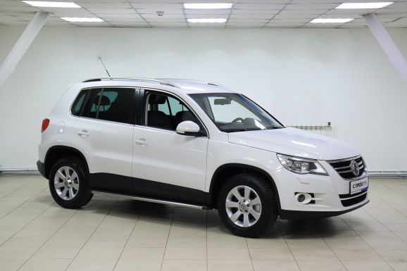 Volkswagen Tiguan, 2.0 л, АТ, 2010 фото 5