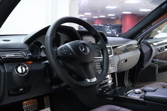 Mercedes-Benz E-Класс, 3.0 л, АТ, 2011 фото 15