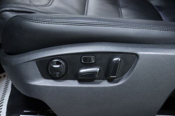 Volkswagen Touareg, 3.6 л, АТ, 2011 фото 9