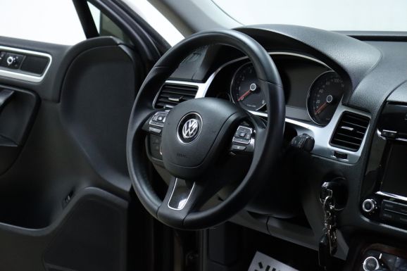 Volkswagen Touareg, 3.6 л, АТ, 2011 фото 17