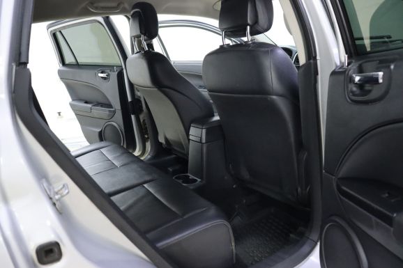 Dodge Caliber, 2.0 л, Вариатор, 2012 фото 9