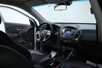 Hyundai ix35, 2.0 л, АКПП, 2013 фото 7