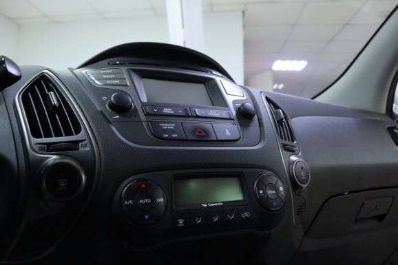 Hyundai ix35, 2.0 л, АТ, 2013 фото 13