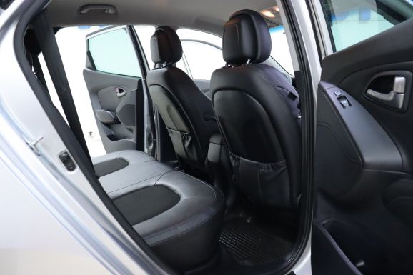 Hyundai ix35, 2.0 л, АТ, 2013 фото 15