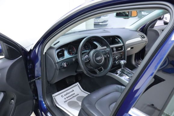 Audi A4, 1.8 л, Вариатор, 2013 фото 9