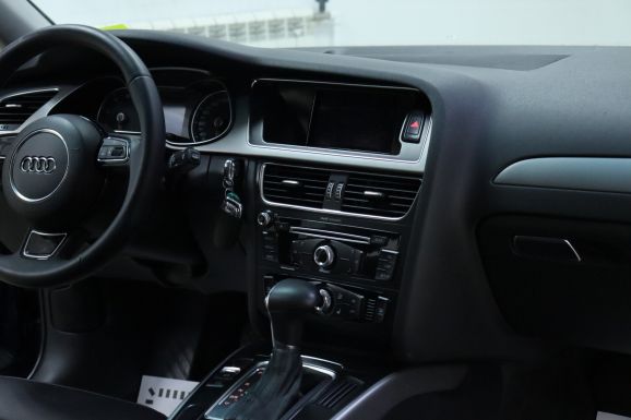 Audi A4, 1.8 л, Вариатор, 2013 фото 2