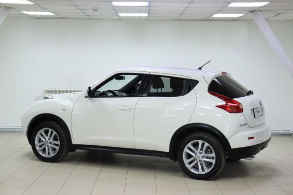 Nissan Juke, 1.6 л, Вариатор, 2011 фото 4