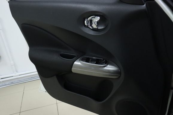 Nissan Juke, 1.6 л, Вариатор, 2011 фото 8