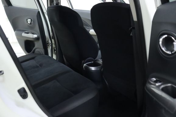 Nissan Juke, 1.6 л, Вариатор, 2011 фото 9
