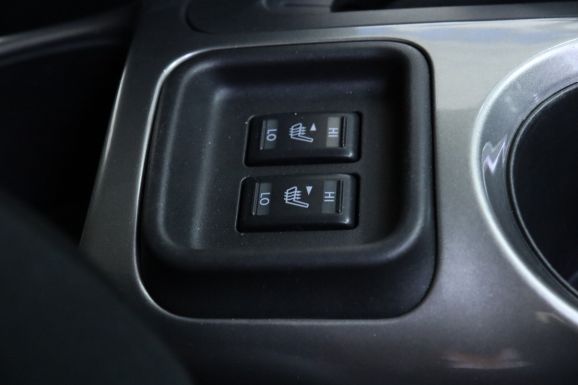 Nissan Juke, 1.6 л, Вариатор, 2011 фото 2