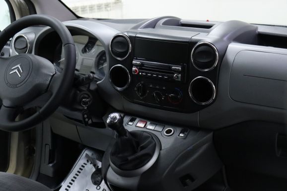 Citroen Berlingo, 1.6 л, МТ, 2011 фото 2