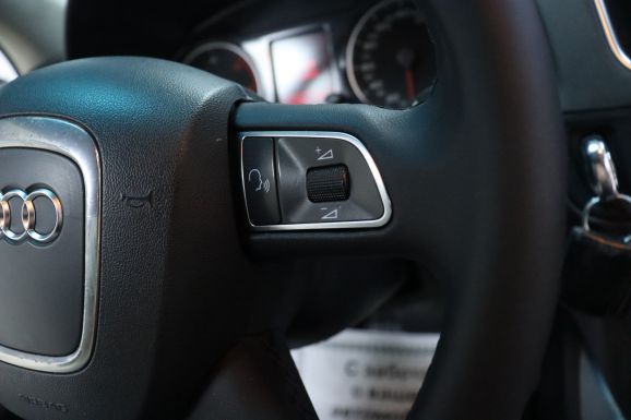 Audi Q5, 2.0 л, Робот, 2010 фото 13