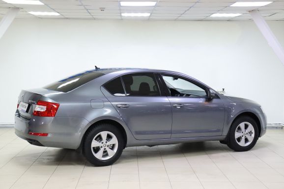 Skoda Octavia, 1.8 л, Робот, 2016 фото 6