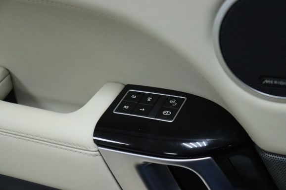 Land Rover Range Rover Sport, 3.0 л, АТ, 2017 фото 12