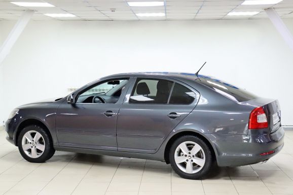 Skoda Octavia, 1.8 л, АТ, 2013 фото 4