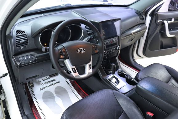 Kia Sorento, 2.4 л, АТ, 2012 фото 11