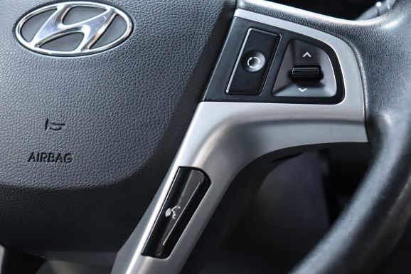 Hyundai Solaris, 1.6 л, АТ, 2011 фото 15