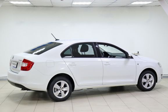 Skoda Rapid, 1.6 л, АТ, 2017 фото 6