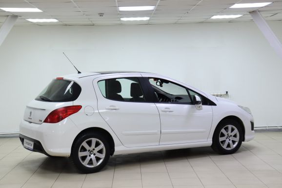 Peugeot 308, 1.6 л, АТ, 2012 фото 4