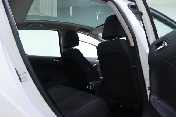 Peugeot 308, 1.6 л, АТ, 2012 фото 8