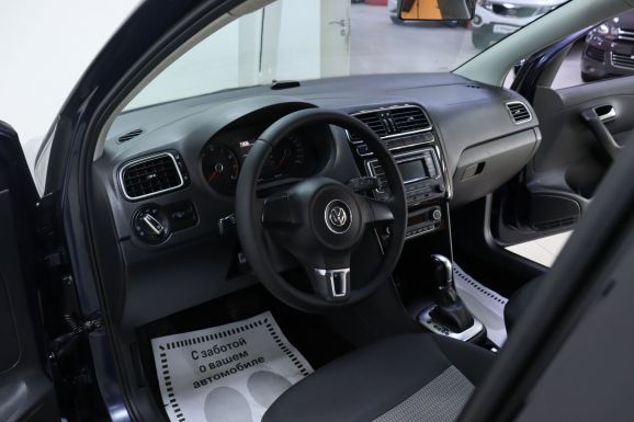 Volkswagen Polo, 1.6 л, АТ, 2014 фото 9