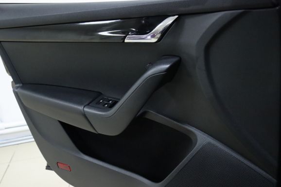 Skoda Octavia, 1.6 л, АТ, 2015 фото 1