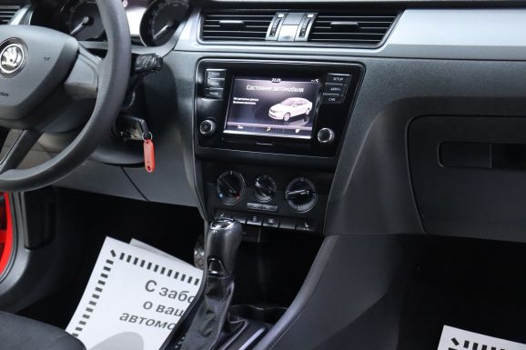 Skoda Rapid, 1.6 л, АТ, 2018 фото 2