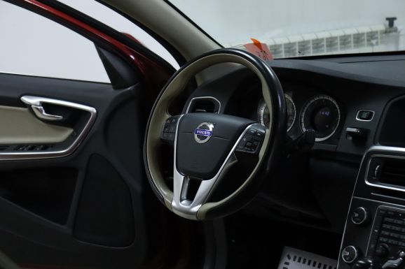 Volvo S60, 2.0 л, Робот, 2011 фото 8