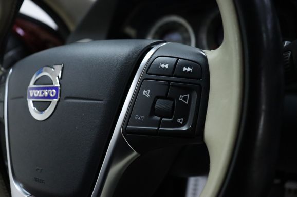 Volvo S60, 2.0 л, Робот, 2011 фото 2