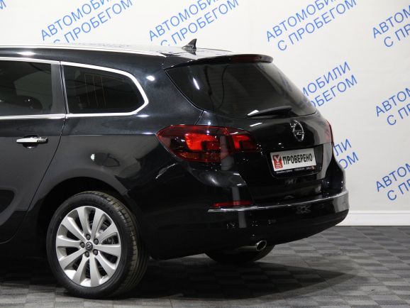 Opel Astra, 1.4 л, АТ, 2013 фото 1