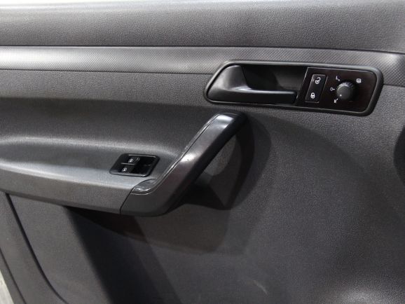 Volkswagen Caddy, 1.2 л, МТ, 2010 фото 2