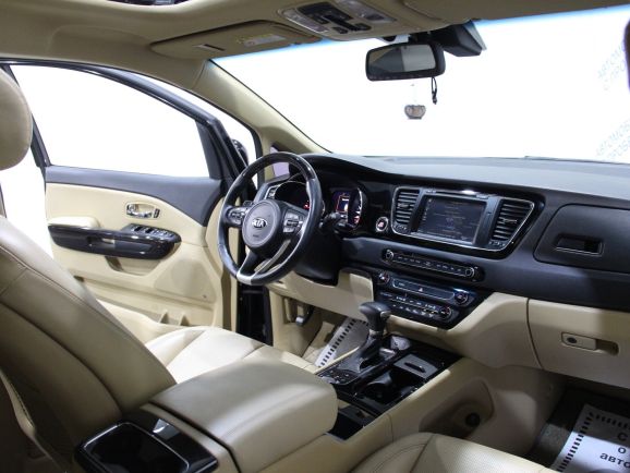 Kia Carnival, 2.2 л, АТ, 2017 фото 9