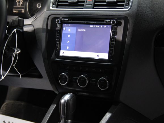 Volkswagen Jetta, 1.4 л, Робот, 2013 фото 10