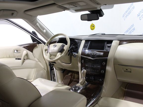 Nissan Patrol, 5.6 л, АТ, 2012 фото 11
