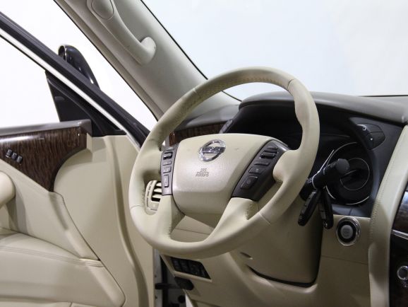 Nissan Patrol, 5.6 л, АТ, 2012 фото 12