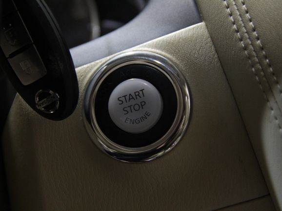 Nissan Patrol, 5.6 л, АТ, 2012 фото 16