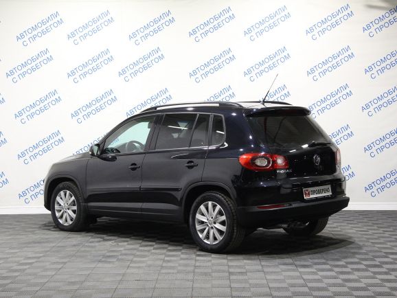 Volkswagen Tiguan, 2.0 л, АТ, 2010 фото 6