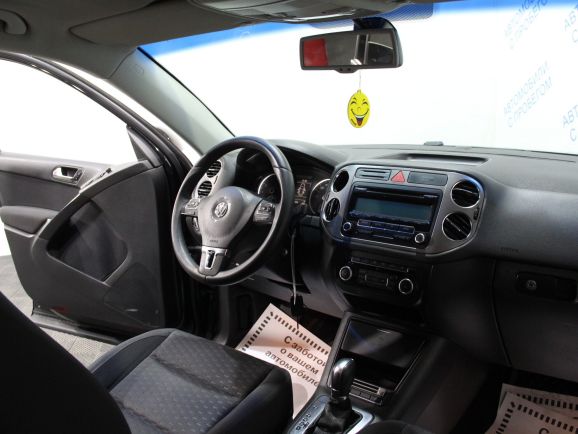 Volkswagen Tiguan, 2.0 л, АТ, 2010 фото 8