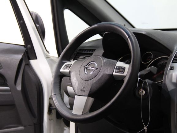 Opel Zafira, 1.8 л, МТ, 2012 фото 9