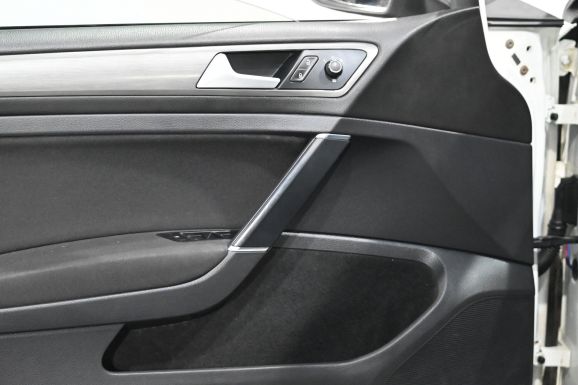 Volkswagen Golf, 1.4 л, МТ, 2014 фото 15