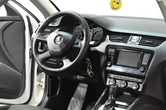 Skoda Octavia, 1.4 л, Робот, 2014 фото 8