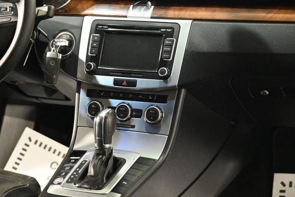 Volkswagen Passat CC, 1.8 л, Робот, 2012 фото 10