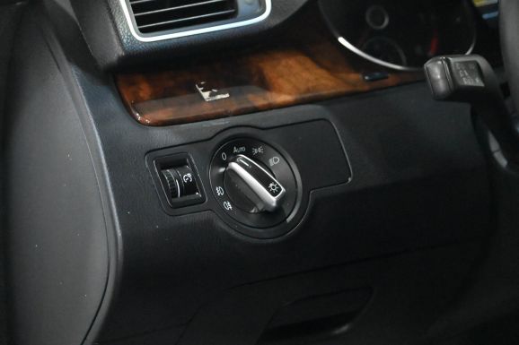 Volkswagen Passat CC, 1.8 л, Робот, 2012 фото 16