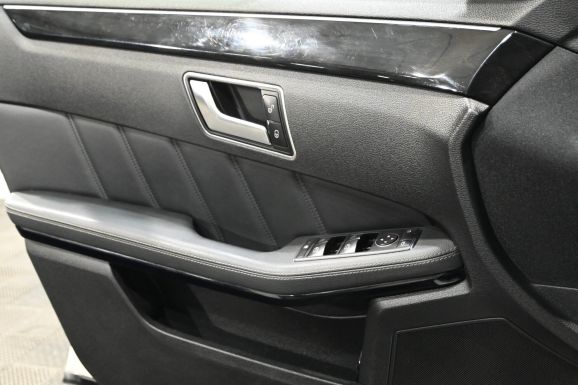 Mercedes-Benz E-Класс, 1.8 л, АТ, 2012 фото 11