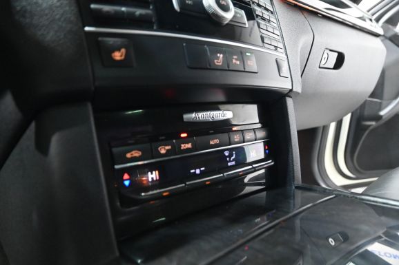 Mercedes-Benz E-Класс, 1.8 л, АТ, 2012 фото 2