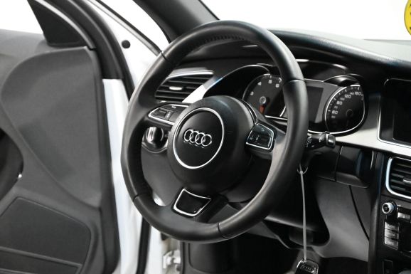 Audi A4, 1.8 л, Вариатор, 2013 фото 10