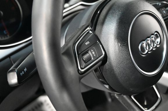 Audi A4, 1.8 л, Вариатор, 2013 фото 12