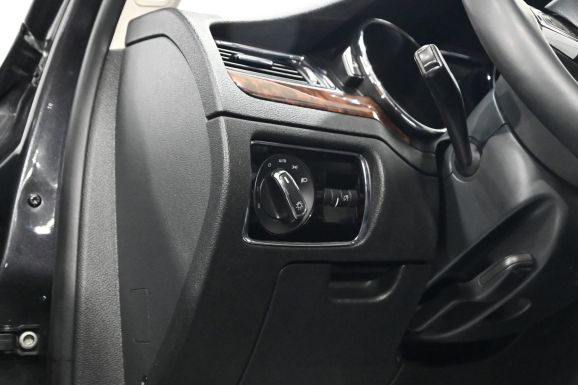 Skoda Superb, 1.8 л, Робот, 2014 фото 16