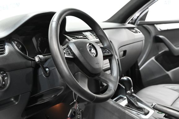 Skoda Octavia, 1.8 л, Робот, 2014 фото 15